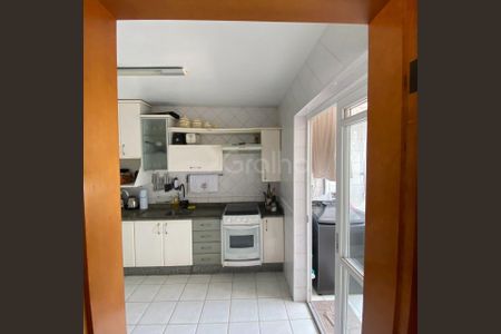 6_photo/952739a5f5.82fb62b7c4e32d22-ATLAS-3934b5fa-1ae8-4af6-a297-0dcbba5e7014.jpg de apartamento à venda com 3 quartos, 150m² em Pantanal, Florianópolis