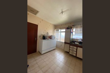 13_photo/952739a7a3.ba3e4f1a03d92c8a-ATLAS-19692302-e910-4a08-8fd2-a03e64fed082.jpg de casa à venda com 4 quartos, 272m² em Pantanal, Florianópolis