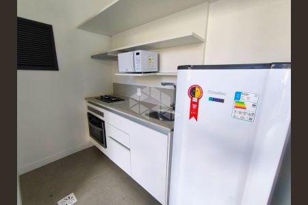 8_photo/952739a815.04f5b48a9b8191ec-ATLAS-6b5a6d70-92ba-49dd-8d61-d573f8dcc642.jpg de apartamento para alugar com 1 quarto, 35m² em Pantanal, Florianópolis