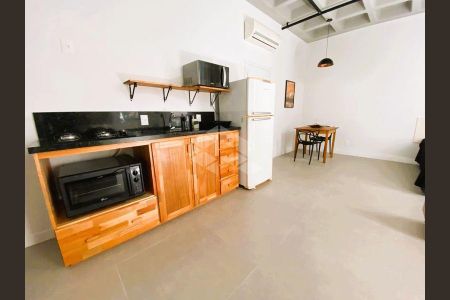 8_photo/952739a815.96cf506dbd35d287-ATLAS-d8f747d7-38bf-4e16-9dda-a66de6fb8ceb.jpg de apartamento para alugar com 1 quarto, 35m² em Pantanal, Florianópolis