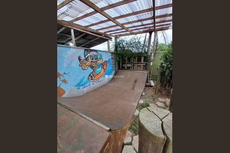 5_photo/952739ac2d.cc80a849dbb3670d-ATLAS-6b13bc98-8e76-453b-9abb-347d6e9cff1a.jpg de casa à venda com 3 quartos, 180m² em Saco dos Limões, Florianópolis