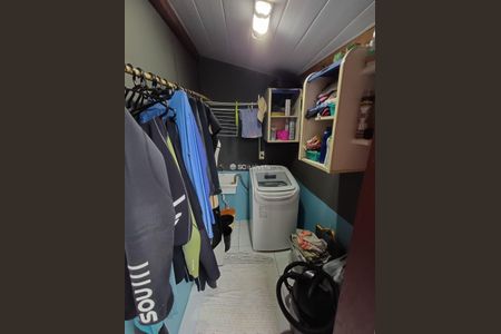 8_photo/952739ac2d.cc80a849dbb3670d-ATLAS-85970823-29e4-4e4b-828f-affc7596519f.jpg de casa à venda com 3 quartos, 180m² em Saco dos Limões, Florianópolis