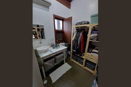 11_photo/952739ac2d.cc80a849dbb3670d-ATLAS-e8ef7204-b4bf-451c-b0e0-7ae0b73dc5ac.jpg de casa à venda com 3 quartos, 180m² em Saco dos Limões, Florianópolis