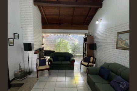 3_photo/952739ad4d.0524c8510f0f8401-ATLAS-75e3e67b-1cb4-4ab1-8afe-4531bc0fdf7b.jpg de casa à venda com 3 quartos, 250m² em Carvoeira, Florianópolis