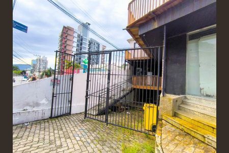 19_photo/952739ad65.e0ea2bddfd913fb0-ATLAS-fda161cd-9c70-4e1a-8631-b37989666cdc.jpg de apartamento para alugar com 1 quarto, 30m² em Saco dos Limões, Florianópolis