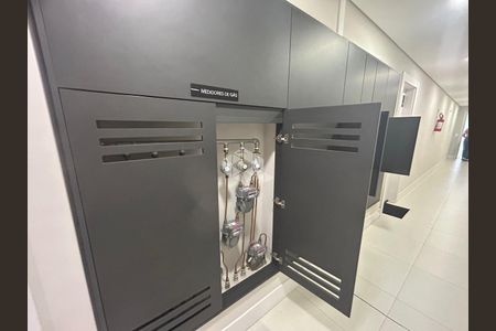 31_photo/952739adab.6a4d89e9cd80dfc8-ATLAS-e0eb2f41-a951-4007-b73b-79f322aa89a6.jpg de apartamento à venda com 3 quartos, 74m² em Saco dos Limões, Florianópolis