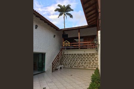 7_photo/952739b19f.eb7ee1c62e8591fd-ATLAS-6d9abc72-aa43-4d0a-a704-7cf47b11ec2c.jpg de casa à venda com 4 quartos, 263m² em Saco dos Limões, Florianópolis