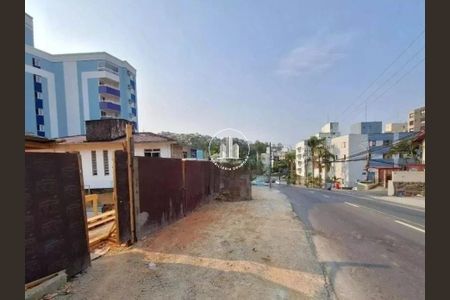 1_photo/952739b261.31fa6799cfd26a89-ATLAS-e0b379be-4e92-45ce-9abd-b76b374c7a0f.jpg de apartamento à venda com 2 quartos, 67m² em Carvoeira, Florianópolis