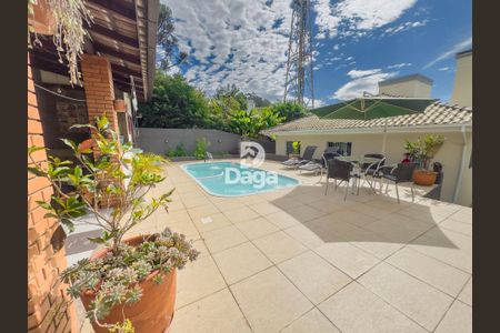 3_photo/952739b307.a49e91fd3ceb7e6d-ATLAS-1231e55f-cc74-4ba7-b3ef-76d2b7676af5.jpg de casa à venda com 5 quartos, 209m² em Saco dos Limões, Florianópolis