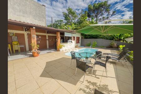 16_photo/952739b307.a49e91fd3ceb7e6d-ATLAS-c5c03340-e412-42f4-bb99-e6b6d3d87d97.jpg de casa à venda com 5 quartos, 209m² em Saco dos Limões, Florianópolis