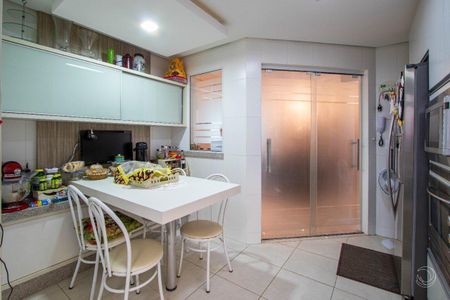 14_photo/952739b3ab.7539a96dafc1e11f-ATLAS-ce3c9b6b-26b2-4e3f-a59f-e3661a79979c.jpg de apartamento à venda com 3 quartos, 196m² em Saco dos Limões, Florianópolis