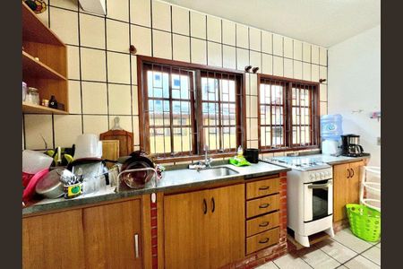 9_photo/952739b3ff.1bb529b01f5e602e-ATLAS-6bc6201e-ff57-46db-b8aa-34ed30f433d6.jpg de casa à venda com 6 quartos, 200m² em Saco dos Limões, Florianópolis