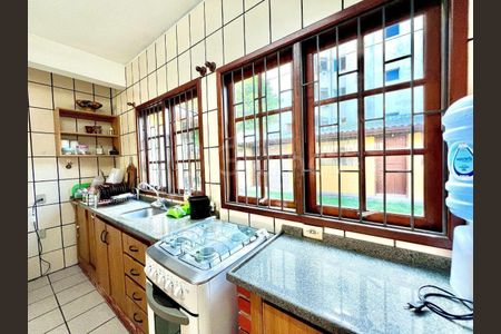 11_photo/952739b3ff.1bb529b01f5e602e-ATLAS-7fdff61c-e3b1-4120-950e-d520dc682d8d.jpg de casa à venda com 6 quartos, 200m² em Saco dos Limões, Florianópolis