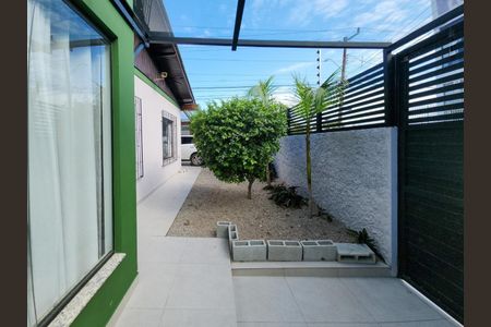 4_photo/952739b5d3.e8818d4a5c5dde9d-ATLAS-33d74d21-b4d7-4de3-be74-d104beb3f9c7.jpg de casa à venda com 3 quartos, 200m² em Saco dos Limões, Florianópolis