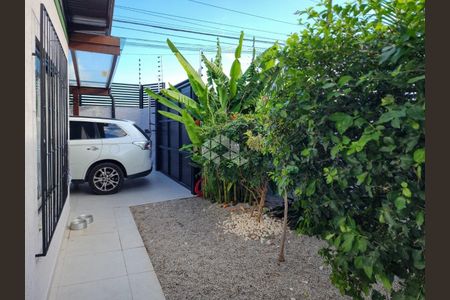 3_photo/952739b5d3.e8818d4a5c5dde9d-ATLAS-3c1bea40-ffac-4ad0-8041-d13e9852f651.jpg de casa à venda com 3 quartos, 200m² em Saco dos Limões, Florianópolis