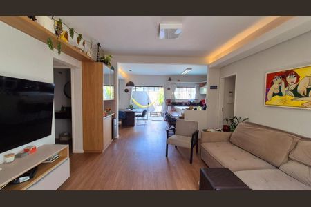 3_photo/952739b5d3.e8818d4a5c5dde9d-ATLAS-de0dde90-e1d1-43ee-81b7-a2f770233a4e.jpg de casa à venda com 3 quartos, 200m² em Saco dos Limões, Florianópolis