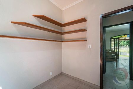 10_photo/95273a10e7.85af573e44074131-ATLAS-f99e2fd3-d2ca-4a87-9d7e-b4e91d5404bf.jpg de casa à venda com 3 quartos, 274m² em Carianos, Florianópolis