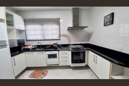 6_photo/95273a1157.a9fe67ee86852afe-ATLAS-6cf802f6-1b36-4203-bae1-19329d9e4afd.jpg de casa para alugar com 3 quartos, 130m² em Carianos, Florianópolis