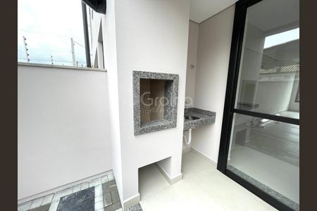 12_photo/95273a147f.c1dc00249eefaead-ATLAS-810dfbf8-1b7c-4aeb-84bc-cf80e35cdb99.jpg de casa para alugar com 3 quartos, 143m² em Carianos, Florianópolis