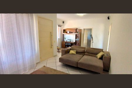 4_photo/95273a15fb.e17343cf5b702f60-ATLAS-2bbf9211-d752-4df4-9534-467a441633fc.jpg de casa à venda com 3 quartos, 113m² em Carianos, Florianópolis