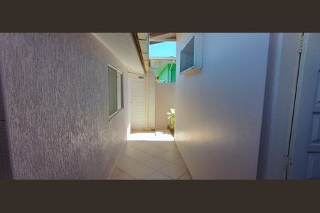 38_photo/95273a15fb.e17343cf5b702f60-ATLAS-7c2b65e9-64a6-49ac-a2a6-ebbd73a630d0.jpg de casa à venda com 3 quartos, 113m² em Carianos, Florianópolis