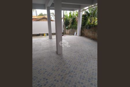 37_photo/95273a2ba9.08798e92c4495a9b-ATLAS-beb5f5f5-785a-4636-b9e5-7100ecbac038.jpg de casa à venda com 7 quartos, 240m² em Costeira do Pirajubaé, Florianópolis