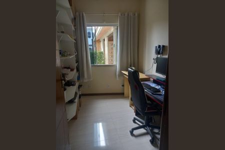 3_photo/95273a2d9d.fd66bd78dde8e90e-ATLAS-0da23f5d-f748-4ae8-bf19-4ca2a8c594d1.jpg de casa à venda com 4 quartos, 300m² em Carianos, Florianópolis