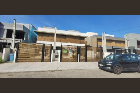 6_photo/95273a329b.ceff8192393c33de-ATLAS-88f889cf-4de7-4655-a42e-9c0ca98858a4.jpg de casa à venda com 3 quartos, 168m² em Costeira do Pirajubaé, Florianópolis