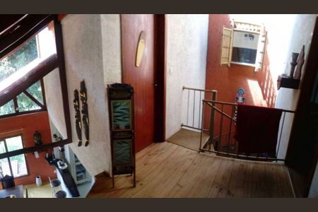 6_photo/95273a32ed.e182d30f96765f76-ATLAS-2406aa9a-5b41-415c-9da1-c5e1e40ce603.jpg de casa à venda com 2 quartos, 180m² em Costeira do Pirajubaé, Florianópolis