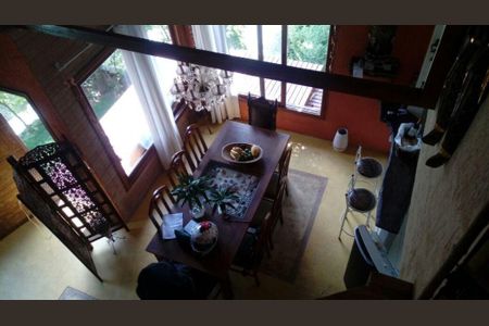 3_photo/95273a32ed.e182d30f96765f76-ATLAS-35514a10-2d3f-4df2-83ee-bfb2352b084b.jpg de casa à venda com 2 quartos, 180m² em Costeira do Pirajubaé, Florianópolis