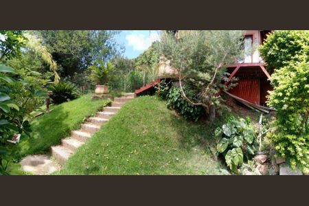 5_photo/95273a32ed.e182d30f96765f76-ATLAS-ca1d27d0-df52-490a-acec-ba9c1c458c16.jpg de casa à venda com 2 quartos, 180m² em Costeira do Pirajubaé, Florianópolis