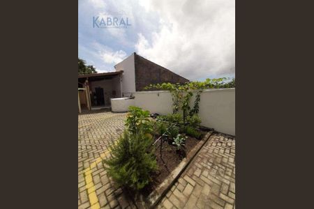 8_photo/95273a3f4f.6fdc11f45c971178-ATLAS-e52be8bc-c924-48e0-a1ad-e9feae2b09ee.jpg de kitnet/studio para alugar com 1 quarto, 27m² em Carianos, Florianópolis