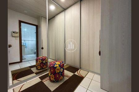 41_photo/95273a4017.9513ab7d1595ff28-ATLAS-562f058d-16c5-4e92-9595-6bbc883bc4a8.jpg de casa à venda com 4 quartos, 243m² em Carianos, Florianópolis