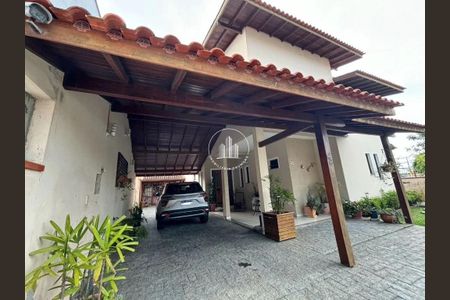 8_photo/95273a4017.9513ab7d1595ff28-ATLAS-ee93d878-9111-4d07-9f5f-8ad8d43f78dd.jpg de casa à venda com 4 quartos, 243m² em Carianos, Florianópolis
