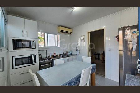 14_photo/95273a404b.561dcad3d0cedf12-ATLAS-2b6fd01c-876a-4837-a601-9832b1796fb2.jpg de casa à venda com 3 quartos, 150m² em Carianos, Florianópolis