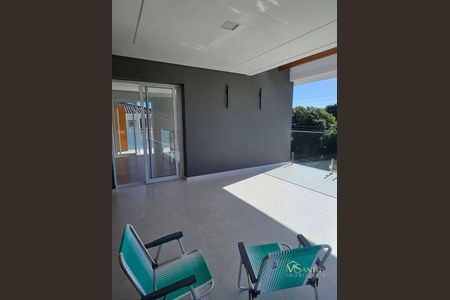 24_photo/95273a438f.970dbbdf4e9b98b2-ATLAS-123e4079-e098-486b-825d-573ec6eb6534.jpg de casa à venda com 5 quartos, 220m² em Carianos, Florianópolis