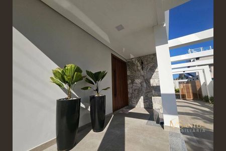 7_photo/95273a438f.970dbbdf4e9b98b2-ATLAS-781959c2-db3d-4b6c-aa57-a709c034d991.jpg de casa à venda com 5 quartos, 220m² em Carianos, Florianópolis