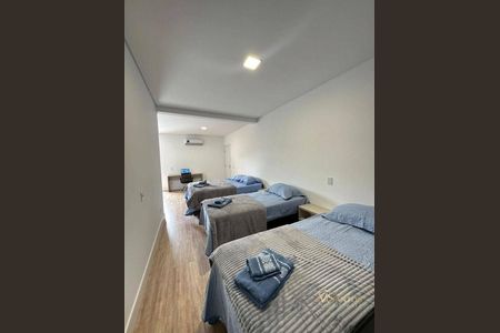 16_photo/95273a438f.970dbbdf4e9b98b2-ATLAS-8088cf90-c111-4fe6-a5af-378a5afd21e3.jpg de casa à venda com 5 quartos, 220m² em Carianos, Florianópolis