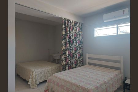 12_photo/95273a4463.fbcd7a2e7ac63d93-ATLAS-95743378-9d34-4182-809d-27c58a52410d.jpg de casa à venda com 5 quartos, 274m² em Carianos, Florianópolis