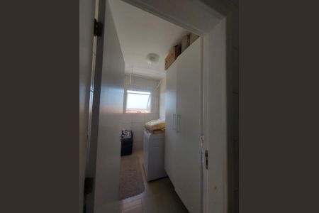 23_photo/95273a4463.fbcd7a2e7ac63d93-ATLAS-f14efb3c-08ae-4e65-b520-2bb65c318367.jpg de casa à venda com 5 quartos, 274m² em Carianos, Florianópolis