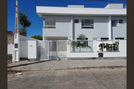 9_photo/95273a45f3.05acccb2dbb53537-ATLAS-275a088f-99ce-4bfa-a5aa-4417b8213a09.jpg de casa à venda com 3 quartos, 148m² em Carianos, Florianópolis