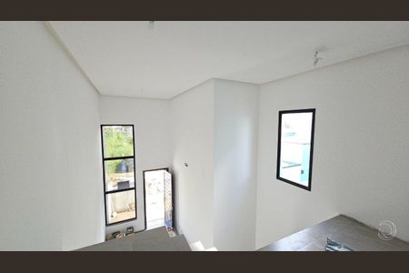 10_photo/95273a4e2b.47918ad4c827a1e9-ATLAS-6a8b3aca-56b8-4e53-bd01-e3a6f44fd414.jpg de casa à venda com 3 quartos, 120m² em Carianos, Florianópolis