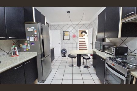 7_photo/95273a4f47.527d2e055a247cfd-ATLAS-07e5e371-c626-4fef-872a-7c8f45efc1fd.jpg de casa à venda com 4 quartos, 241m² em Carianos, Florianópolis