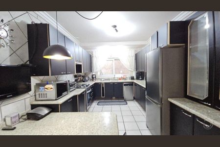 5_photo/95273a4f47.527d2e055a247cfd-ATLAS-1691b766-e6b6-4e2f-8280-4db394a80853.jpg de casa à venda com 4 quartos, 241m² em Carianos, Florianópolis