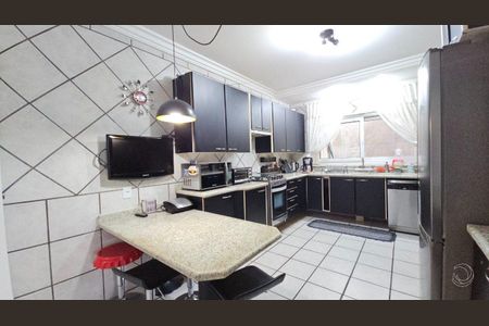 6_photo/95273a4f47.527d2e055a247cfd-ATLAS-28ad8e98-7749-40ae-b1e5-8dd7ed6727ab.jpg de casa à venda com 4 quartos, 241m² em Carianos, Florianópolis