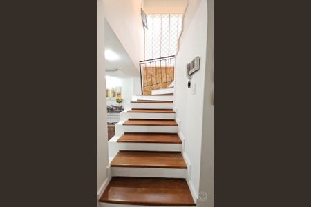 14_photo/95273a4f47.527d2e055a247cfd-ATLAS-d3a2c3a0-140b-4939-a2e4-761a5ffff1b8.jpg de casa à venda com 4 quartos, 241m² em Carianos, Florianópolis