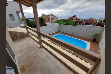 7_photo/95273a4f57.04f4efb4ec0e2ec3-ATLAS-379fe7c9-4a8b-4582-99df-628086dcce3b.jpg de casa à venda com 4 quartos, 241m² em Carianos, Florianópolis