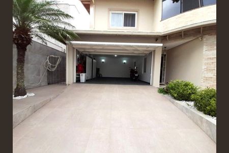 45_photo/95273a4f57.04f4efb4ec0e2ec3-ATLAS-3e768b9b-6041-4815-94ff-d87e8985f5bc.jpg de casa à venda com 4 quartos, 241m² em Carianos, Florianópolis