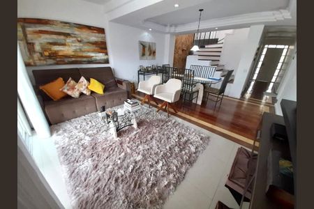 12_photo/95273a4f57.04f4efb4ec0e2ec3-ATLAS-5d97c781-2ef9-4e78-bc03-d11756a23215.jpg de casa à venda com 4 quartos, 241m² em Carianos, Florianópolis