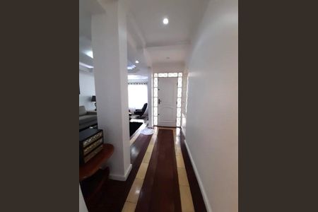 16_photo/95273a4f57.04f4efb4ec0e2ec3-ATLAS-7be9fdc2-6d4a-44c3-8b29-fa5113ae34ca.jpg de casa à venda com 4 quartos, 241m² em Carianos, Florianópolis